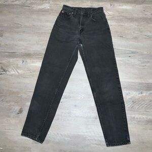(Bin 7) Levi's, Dark Gray relaxed fit tapered leg Jeans, Size 7 MED